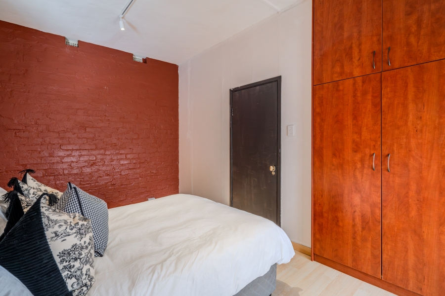 2 Bedroom Property for Sale in Gardens Western Cape